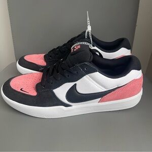 Nike SB Force 58 Skate Women’s Shoes Pink/White/Black Sz 10 with Extra Shoelaces